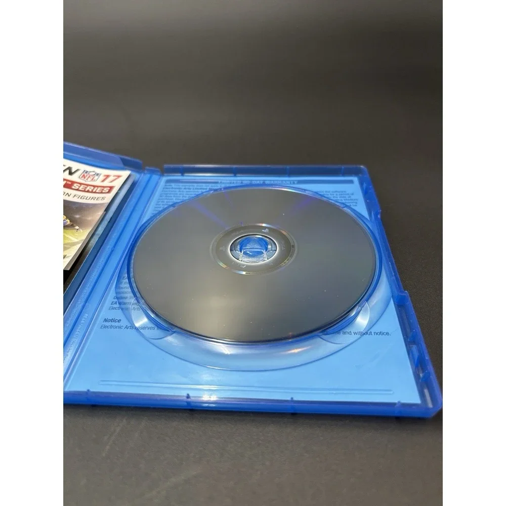 Madden 16 Deluxe & Madden 17 Franchise Edition PS4 Clean!